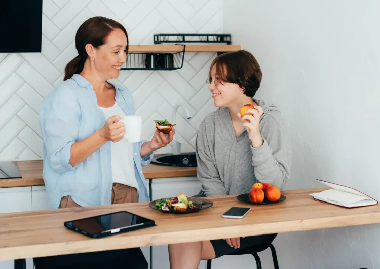 Comment améliorer le dialogue avec mon ado ?